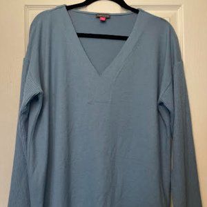 VINCE CAMUTO Blue Sweater (L)